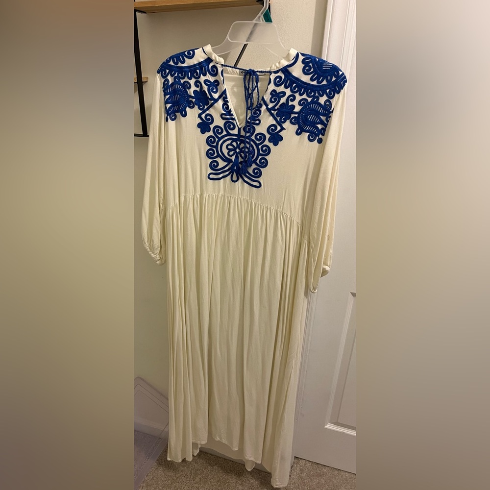 KHAADI Pret Pakistani long frock Sz large, embroidered neck